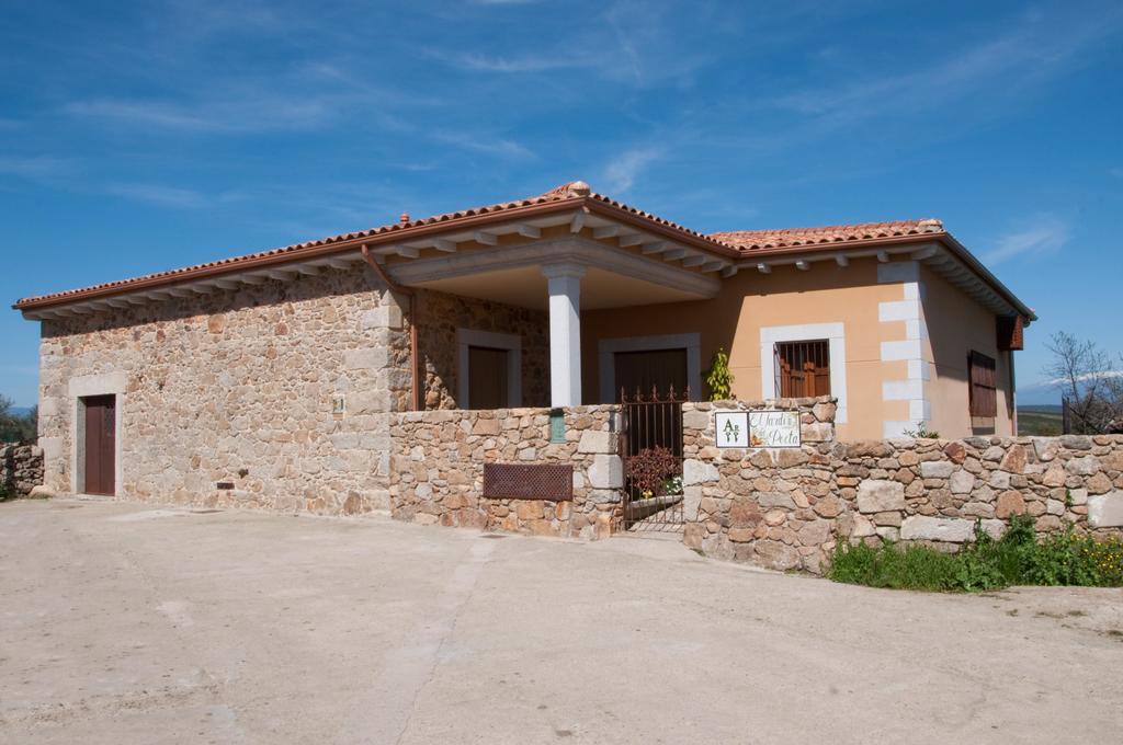 Apartamentos El Jardin Del Poeta Guijo de Granadilla Extérieur photo