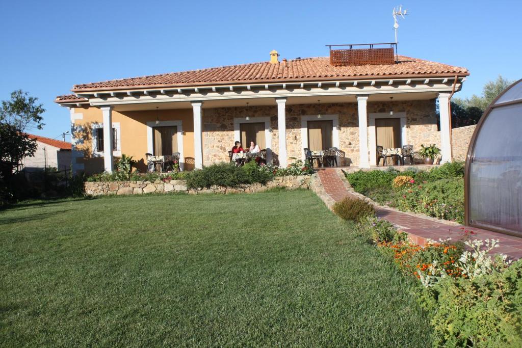 Apartamentos El Jardin Del Poeta Guijo de Granadilla Chambre photo